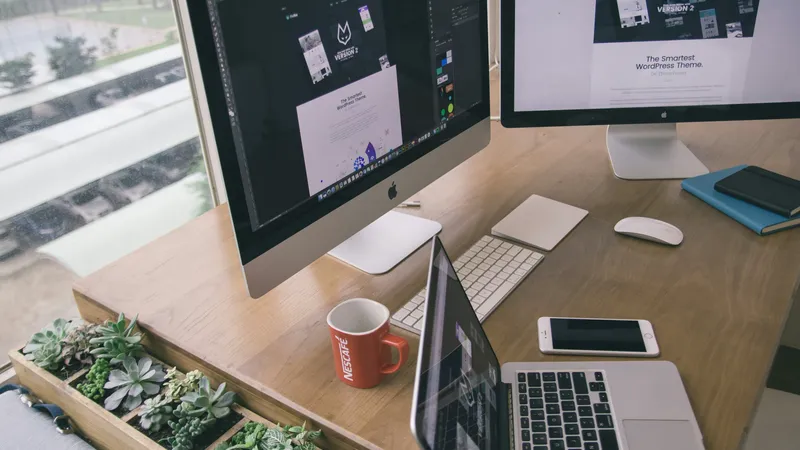 Dual monitor setup for managing multiple jobs and moonlighting work